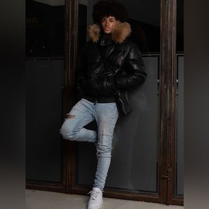 Light blue denim ripped jeans